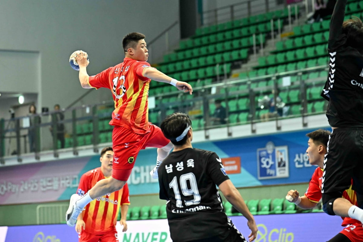 辽宁111-76大胜天津，赛后迎来三个好消息，三老终于能休息 了！