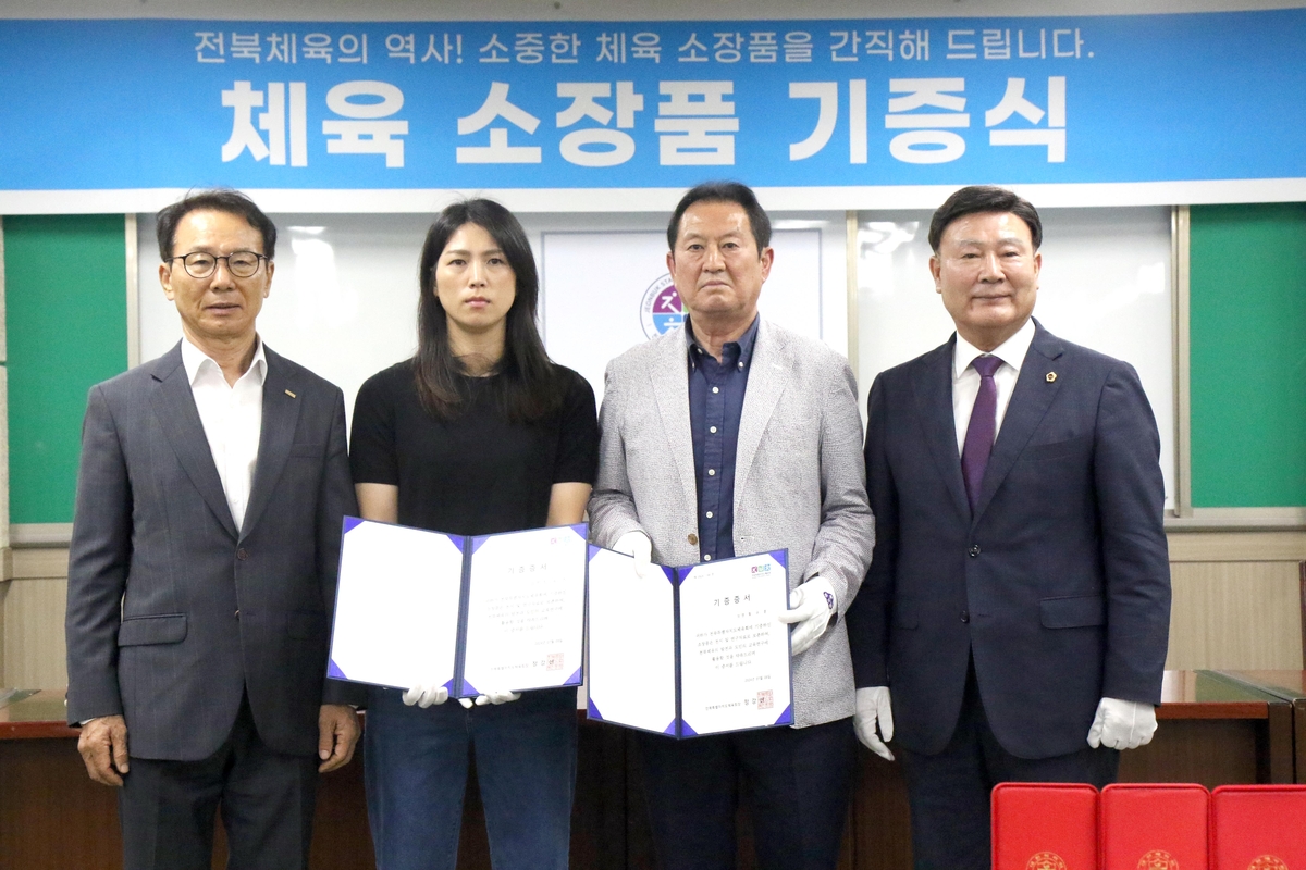 世体：有不可推卸的事务在身，梅西无法出席巴萨125周年庆典